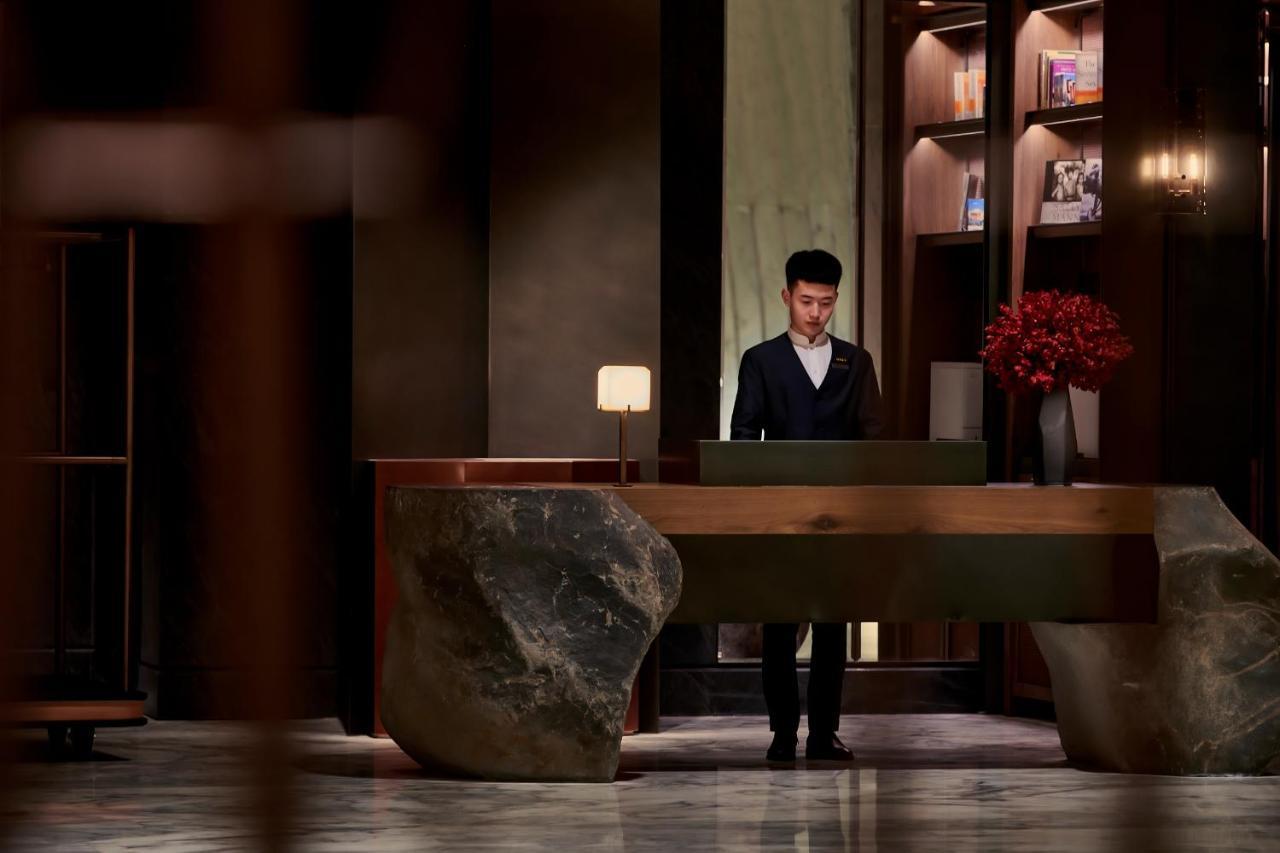 Mumian Beijing Daxing International Airport, Part Of Hyatt Hotel Ngoại thất bức ảnh Concierge at the Mandarin Oriental, Beijing