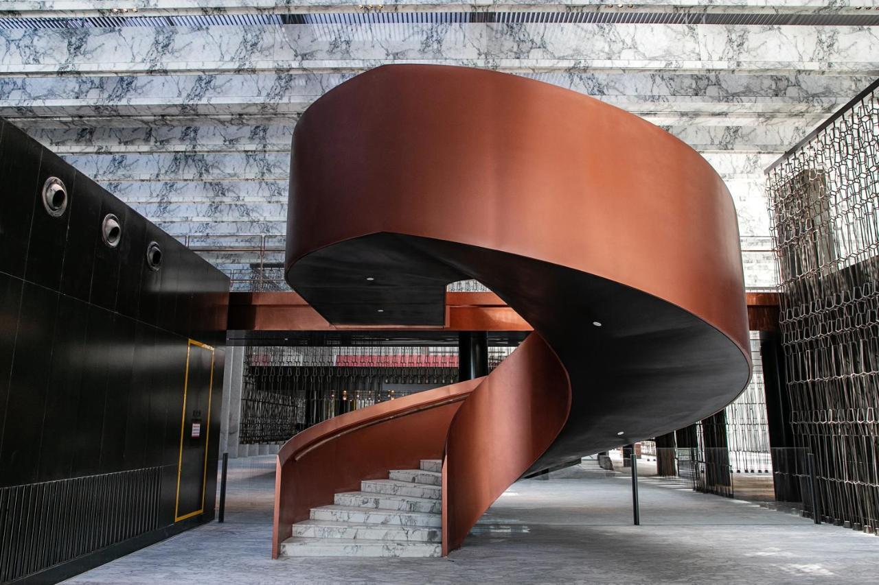 Mumian Beijing Daxing International Airport, Part Of Hyatt Hotel Ngoại thất bức ảnh Spiral staircase